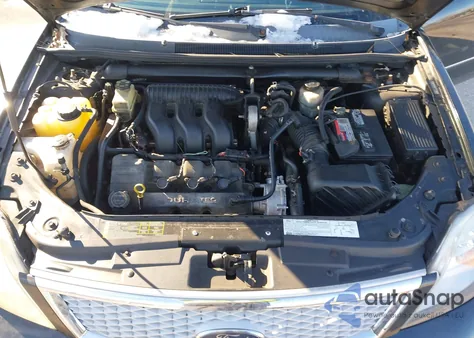 2005 Ford Five Hundred Limited z USA, uszkodzony, nr VIN 1FAFP28145G188976